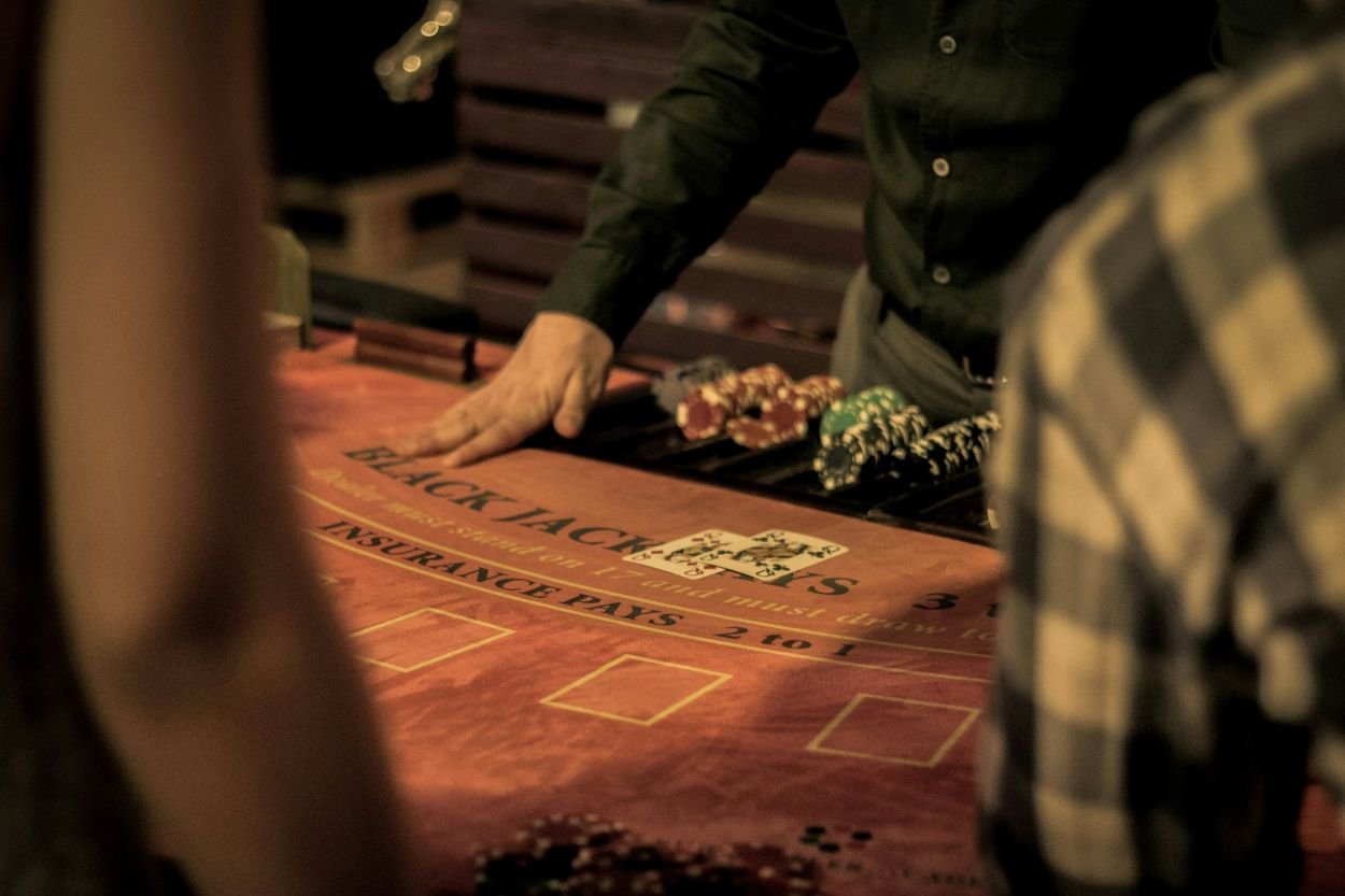 Arbeiten als Croupier - besondere Herausforderungen